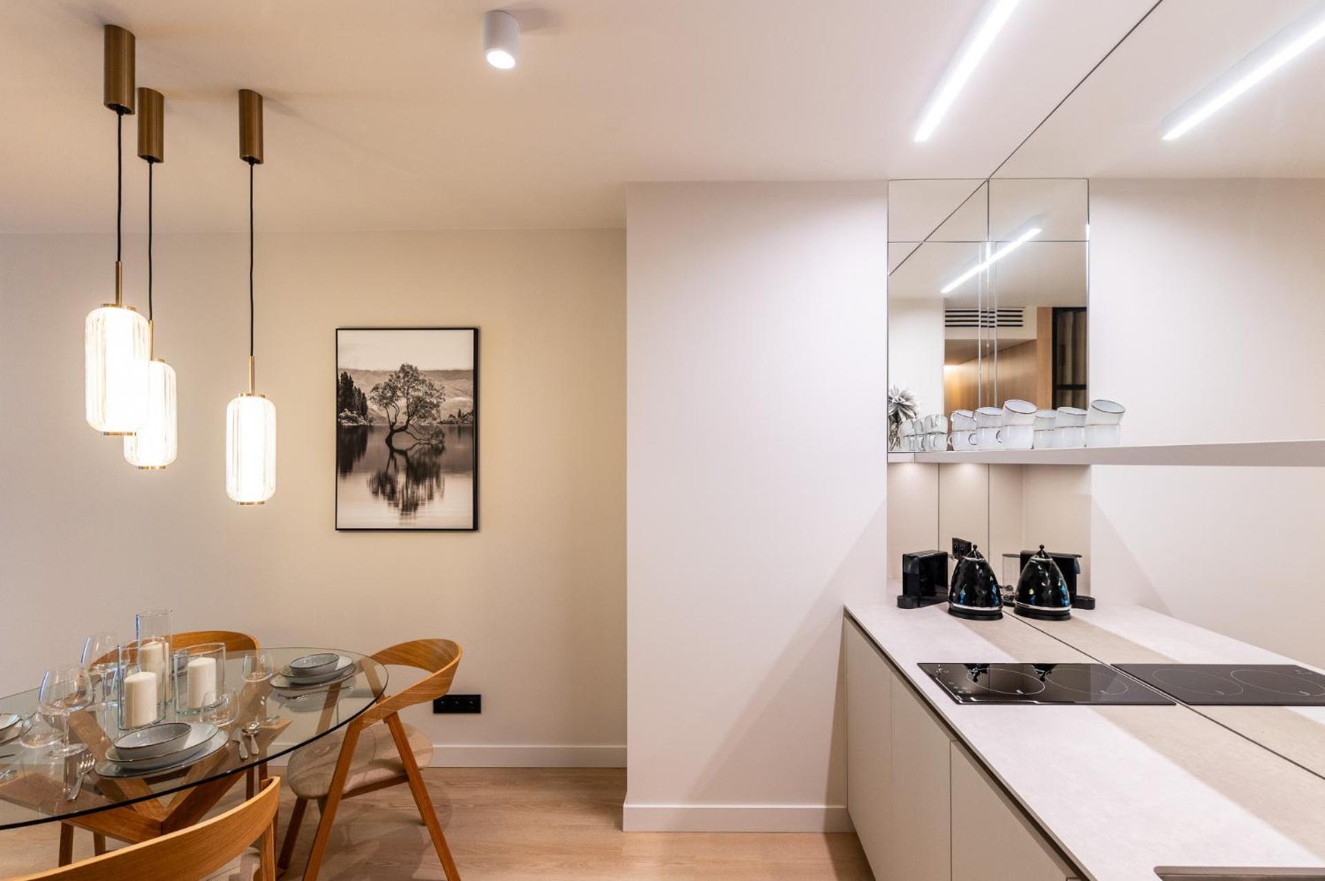 Boutique Wawel Side Apartment คราคูฟ ภายนอก รูปภาพ