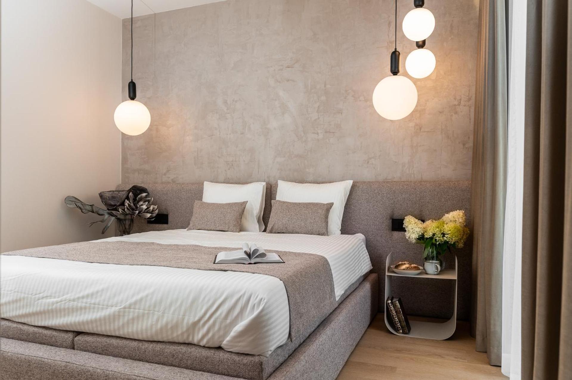 Boutique Wawel Side Apartment คราคูฟ ภายนอก รูปภาพ